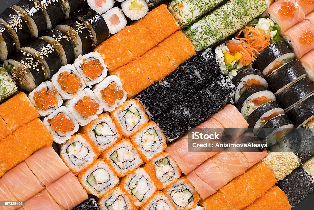 sushi giapponese fresco - Foto stock royalty-free di Antipasto