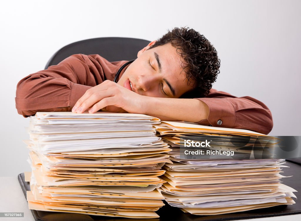 Lavoratore stanco ufficio - Foto stock royalty-free di Dormire