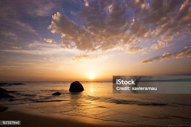 ドラマチックな夕日 2 - Horizonのストックフォトや画像を多数ご用意 - Horizon, カタルーニャ州, カラー画像