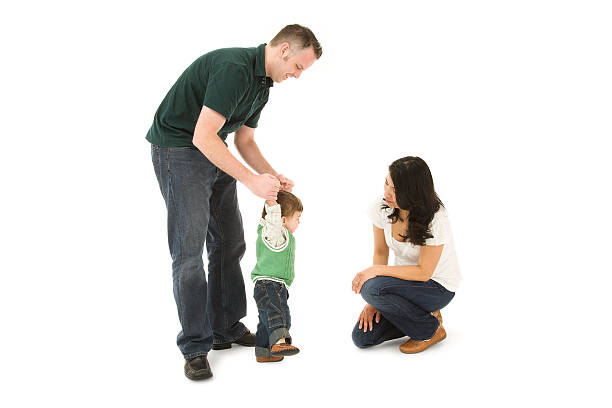 imparare a piedi - baby walking child standing foto e immagini stock