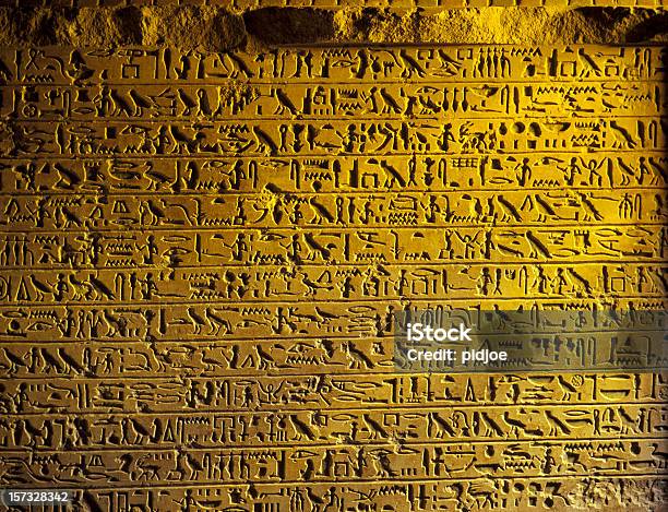 Photo libre de droit de Hiéroglyphe banque d'images et plus d'images libres de droit de Hiéroglyphe - Hiéroglyphe, Art premier, Afrique