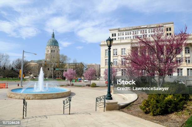 Centro Topeka - Fotografias de stock e mais imagens de Topeka - Topeka, Kansas, Ao Ar Livre