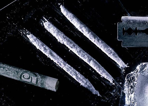 cocaine  razor blade photos stock pictures, royalty-free photos & images