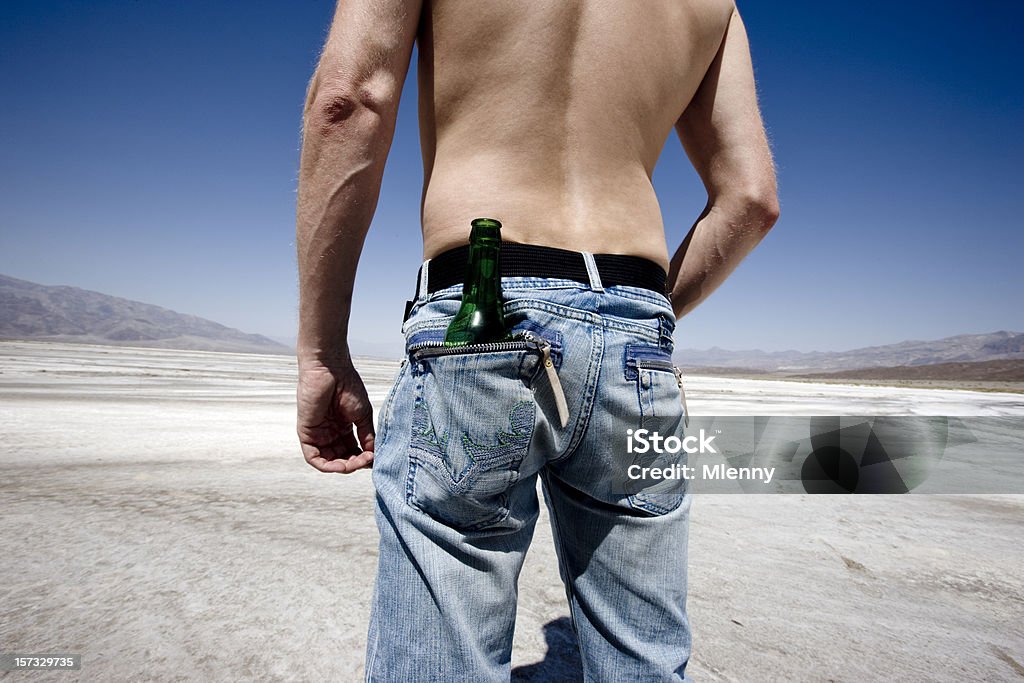 Corpo, Jeans, sete e la Valle della Morte - Foto stock royalty-free di Jeans