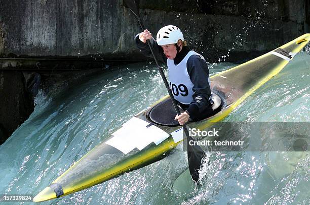 Kayak - Fotografie stock e altre immagini di Kayaking - Kayaking, Competizione, Kayak