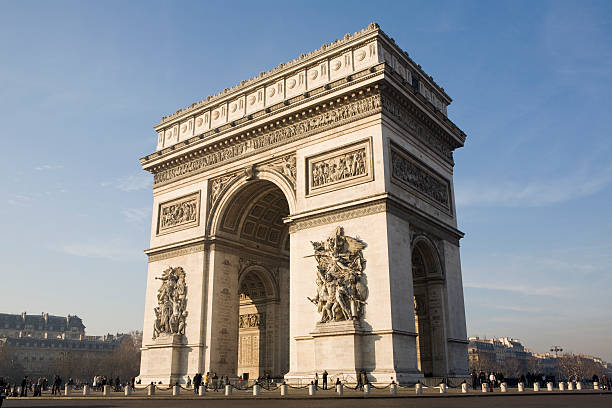arc de triomphe in paris, frankreich - paris france arc de triomphe france french culture stock-fotos und bilder