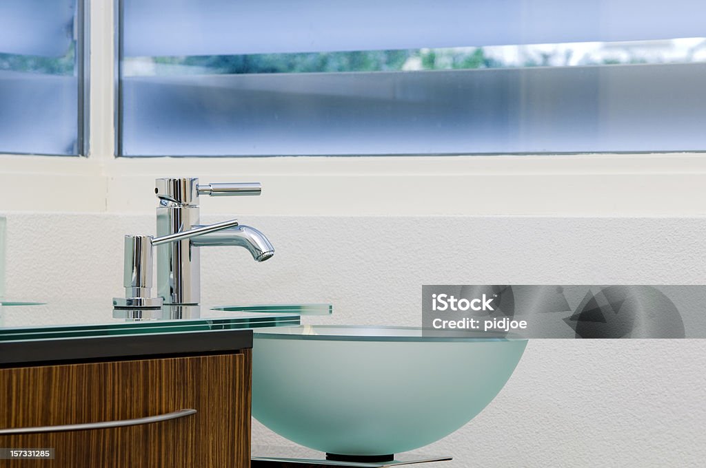 modern gestaltete Wasch- und stilvolle Tippe - Lizenzfrei Abbürsten Stock-Foto