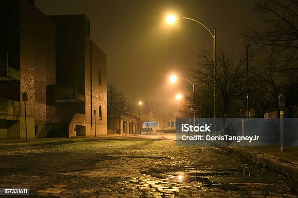 Photo libre de droit de Brume De Nuit banque d'images et plus d'images libres de droit de Fantasmagorie - Fantasmagorie, Ville - Milieu urbain, Peur