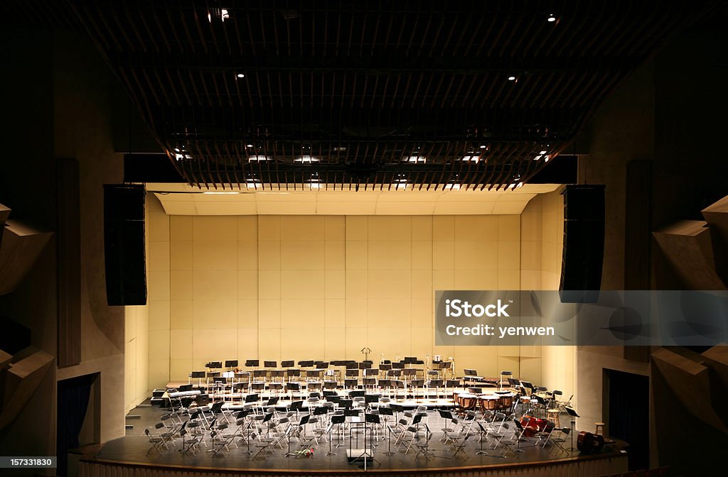 Palco vazio in Concert Hall - Foto de stock de Orquestra royalty-free