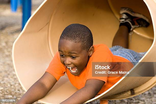 Tiempo Para Descansar Foto de stock y más banco de imágenes de Estudiante - Estudiante, Gritar, 8-9 años