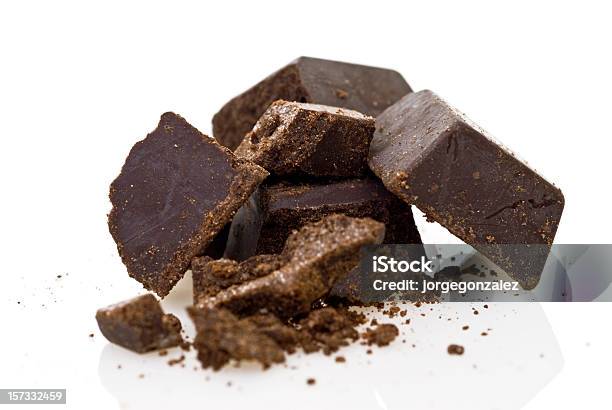 Blocchi Di Cioccolato - Fotografie stock e altre immagini di Cioccolato - Cioccolato, Spiegazzato, Barretta di cioccolato