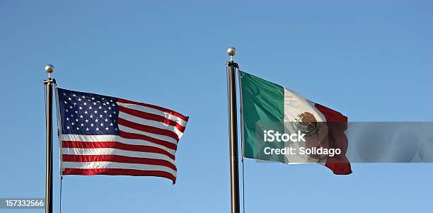 Stany Zjednoczone I Flagi Meksyk - zdjęcia stockowe i więcej obrazów Meksyk - Meksyk, USA, Handlować