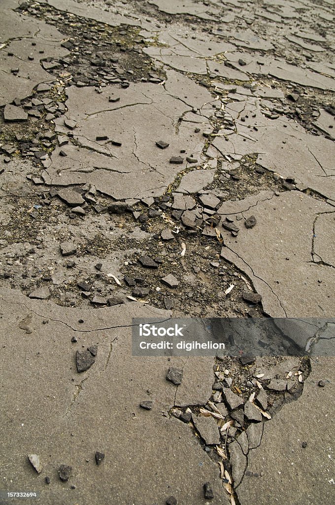 Detalhe de broken asfalto corrida - Foto de stock de Acabado royalty-free