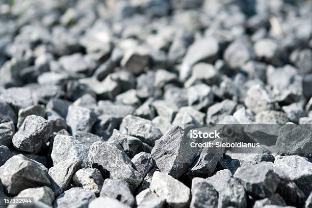 Schiacciato Rockgravel Granito Closeup - Fotografie stock e altre immagini di Granito - Granito, Schiacciato, Ambientazione esterna