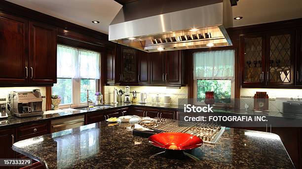 Foto de Cozinha Moderna e mais fotos de stock de Bancada de Cozinha - Bancada de Cozinha, Colorido, América Central