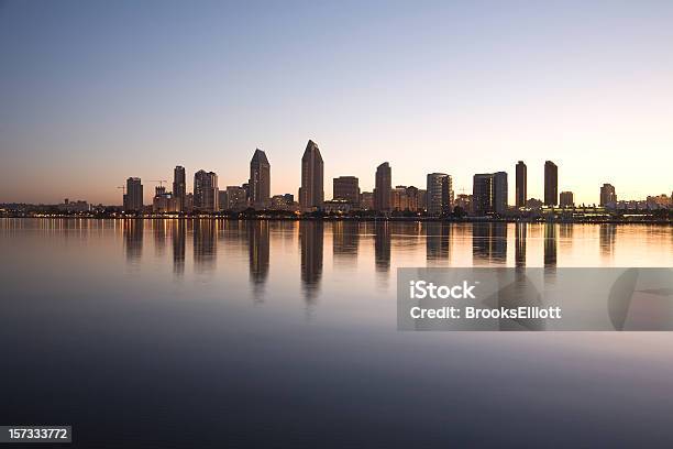 Centro De La Ciudad De San Diego California Foto de stock y más banco de imágenes de San Diego - San Diego, Agua, Distrito central