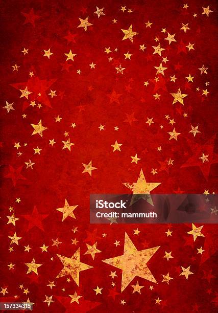 Rosso Scuro Grunge Sfondo Con Stelle - Immagini vettoriali stock e altre immagini di Natale - Natale, Sfondi, A forma di stella