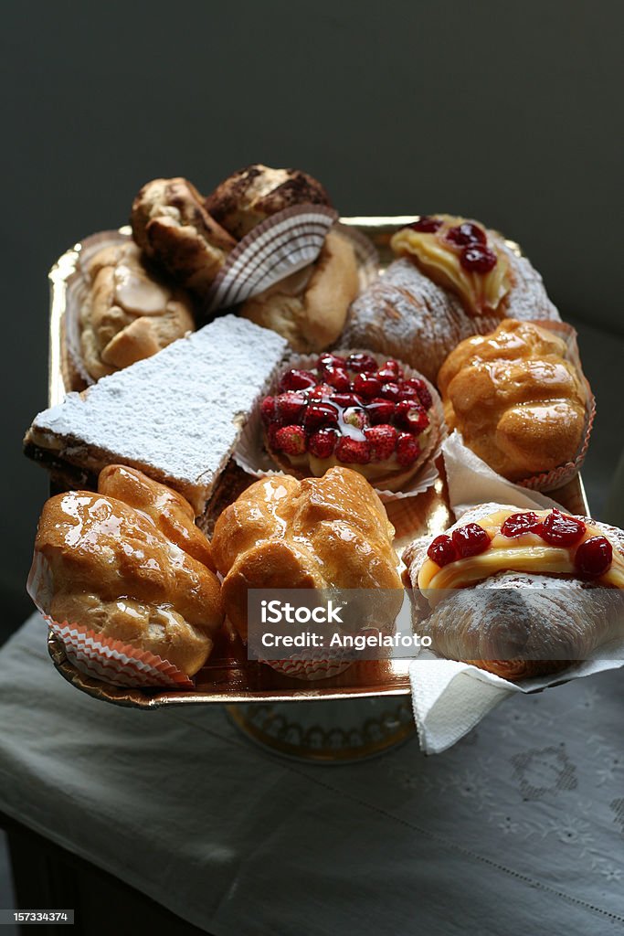 Placa de pastelería italiano - Foto de stock de Alimento libre de derechos