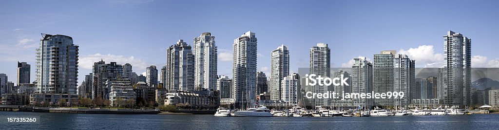 skyline del centro di Vancouver - Foto stock royalty-free di Appartamento