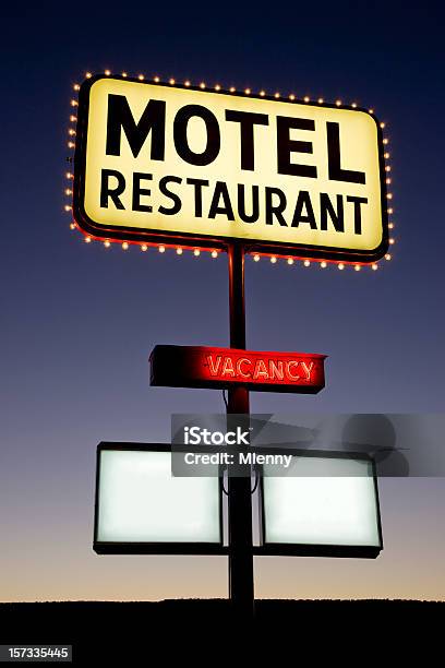 Motel Ristorante Di Crepuscolo Nevada Stati Uniti - Fotografie stock e altre immagini di Albergo - Albergo, Camere in affitto, Ristorante