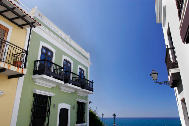 old san juan - horizon over water old san juan san juan puerto rico puerto rico stock-fotos und bilder