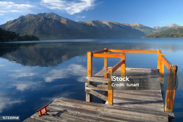 Lago Gutierrez - Fotografias de stock e mais imagens de América do Sul - América do Sul, Ao Ar Livre, Argentina