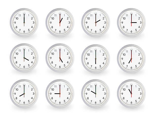 двенадцать часы, 12 часов. - clock face clock number 6 time стоковые фото и изображения