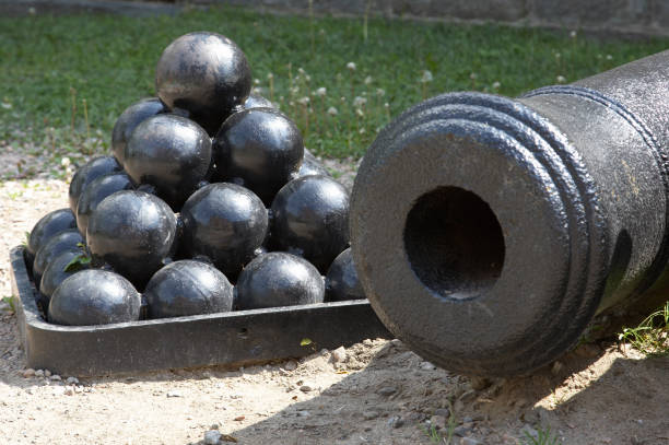 istock Canonballs and canon 157336913