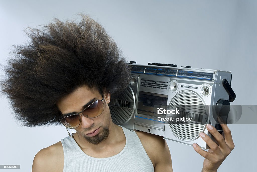 Mann hören von Musik funky - Lizenzfrei Männer Stock-Foto