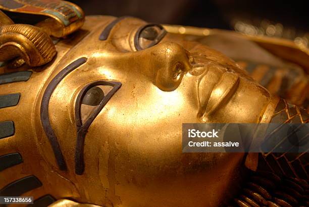 Photo libre de droit de Masque De Toutankhamon Un Pharaon Égyptien banque d'images et plus d'images libres de droit de Masque mortuaire de Toutankhamon - Masque mortuaire de Toutankhamon, L'Égypte ancienne, Pharaon