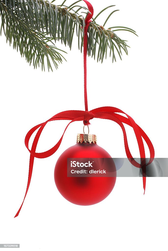 Appendere l'albero di Natale con fiocco rosso Decorazione - Foto stock royalty-free di Albero