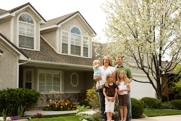 istock Family of Five at Home 157339315