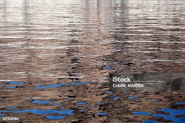 水面 - 人物なしのストックフォトや画像を多数ご用意 - 人物なし, 光, 写真