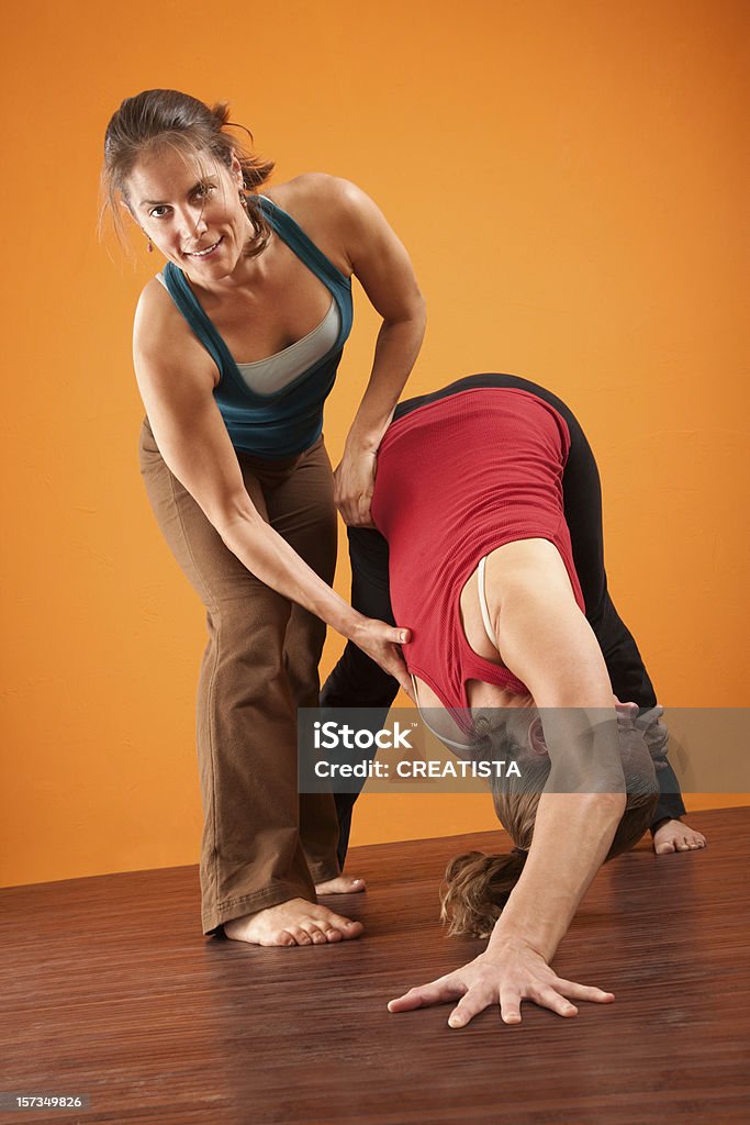 Mulheres em treino para ioga - Foto de stock de Adulto royalty-free