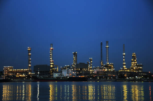 istock Oil petroleum plant 157350199