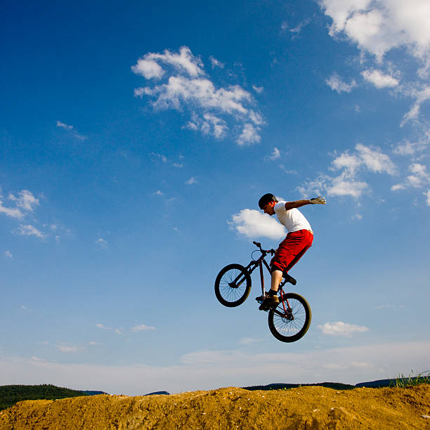 Freehand Dirt Jumping  bmx racing stock pictures, royalty-free photos & images