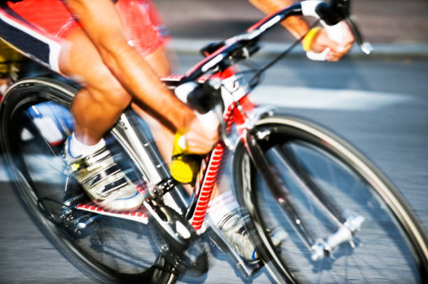 giro d'italia. obraz w kolorze - track cycling zdjęcia i obrazy z banku zdjęć