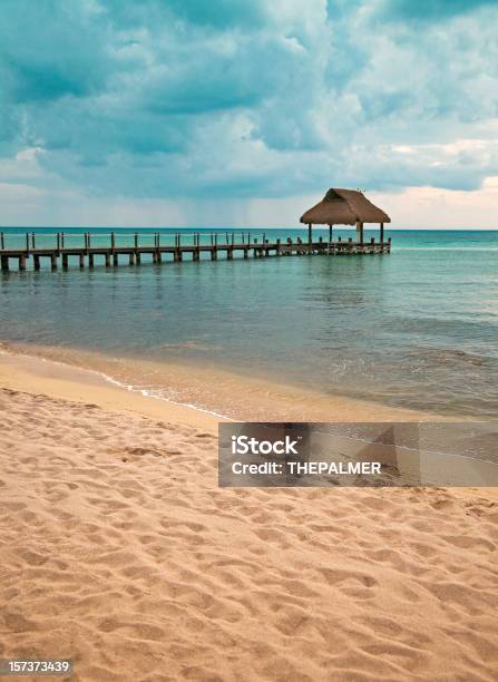 Muelle De Carga Foto de stock y más banco de imágenes de Cozumel - Cozumel, Aire libre, Cielo