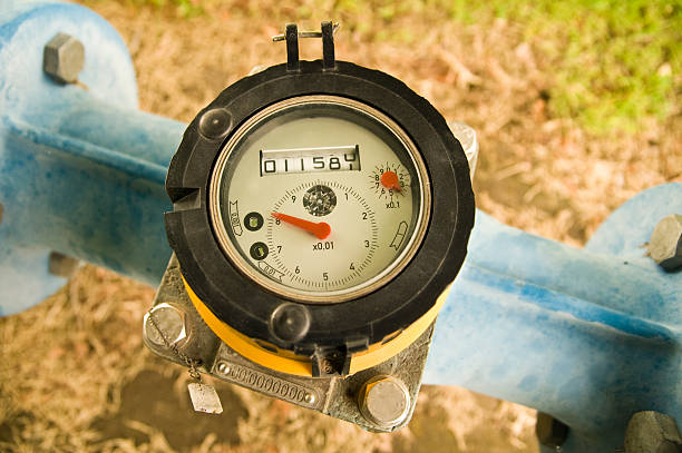 вода м - water meter стоковые фото и изображения