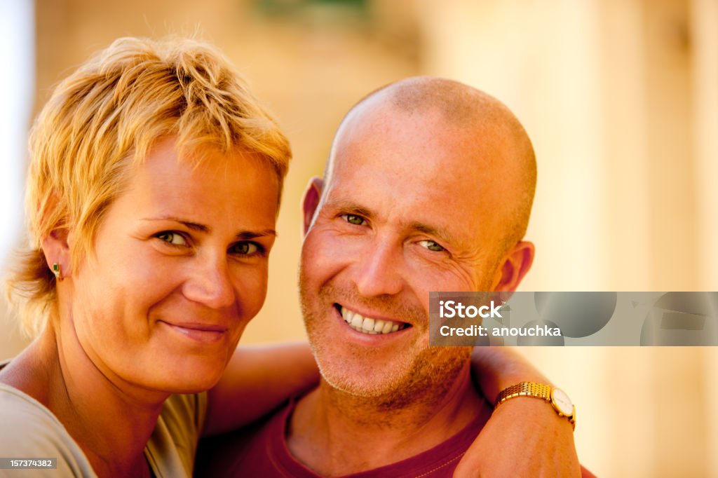 Attrayant couple adulte - Photo de Adulte libre de droits