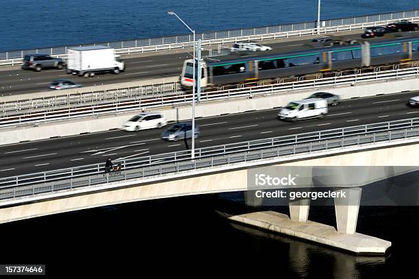 Photo libre de droit de Pont De Trafic banque d'images et plus d'images libres de droit de Australie - Australie, Australie occidentale, Conduire