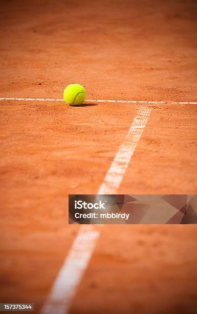 テニスボール - テニスのストックフォトや画像を多数ご用意 - テニス, クレイコート, 球技場