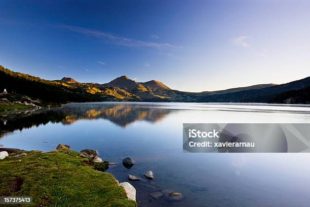 Escena De La Mañana Foto de stock y más banco de imágenes de Francia - Francia, Montaña, Naturaleza