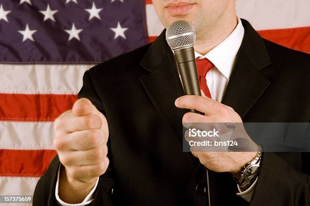 Us Politician - zdjęcia stockowe i więcej obrazów Amerykańska flaga - Amerykańska flaga, Dorosły, Dyskusja