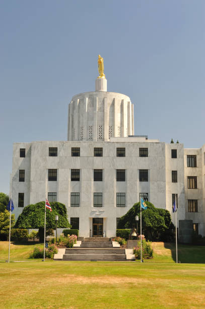istock CIty Hall at Salem 157377472