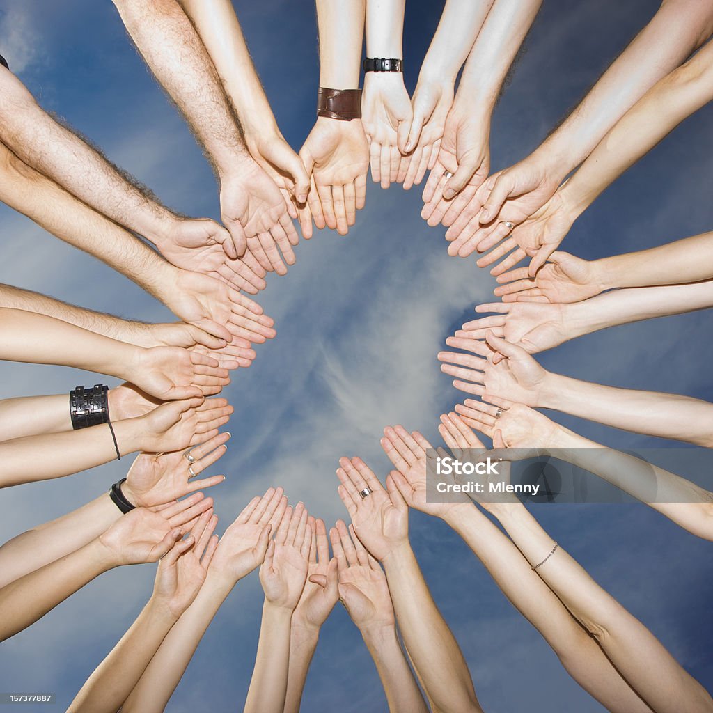 Руки вместе - Стоковые фото Абстрактный роялти-фри