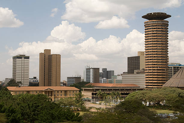 veduta aerea della città di nairobi - nairobi foto e immagini stock