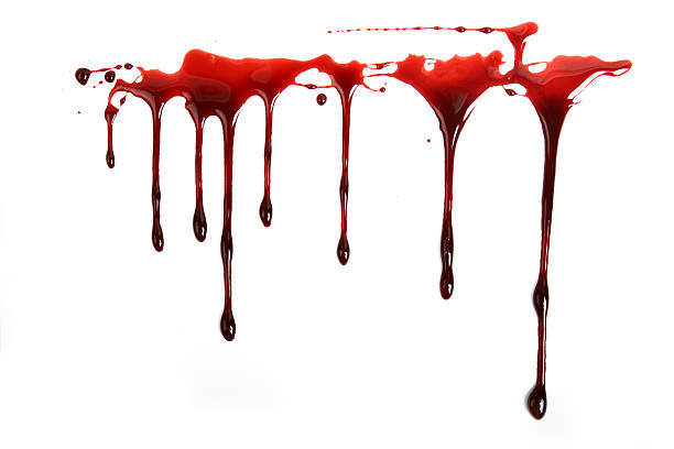 gotejamento de sangue realista em fundo branco - blood imagens e fotografias de stock