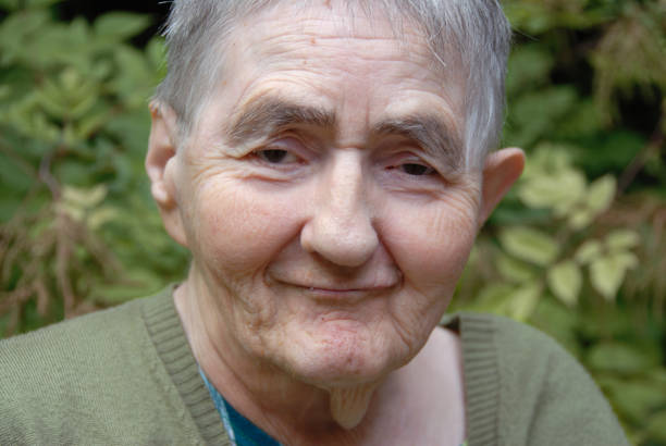 istock senior woman 157379135