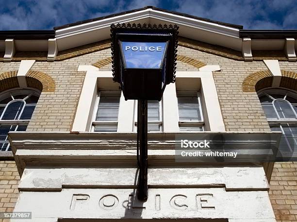 Esquadra De Polícia - Fotografias de stock e mais imagens de Esquadra de Polícia - Esquadra de Polícia, Reino Unido, Ao Ar Livre